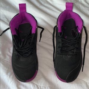 Kids Jordan size 12c